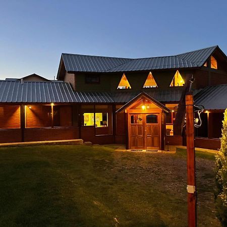 Ruca Nel Hotel El Calafate Exterior foto